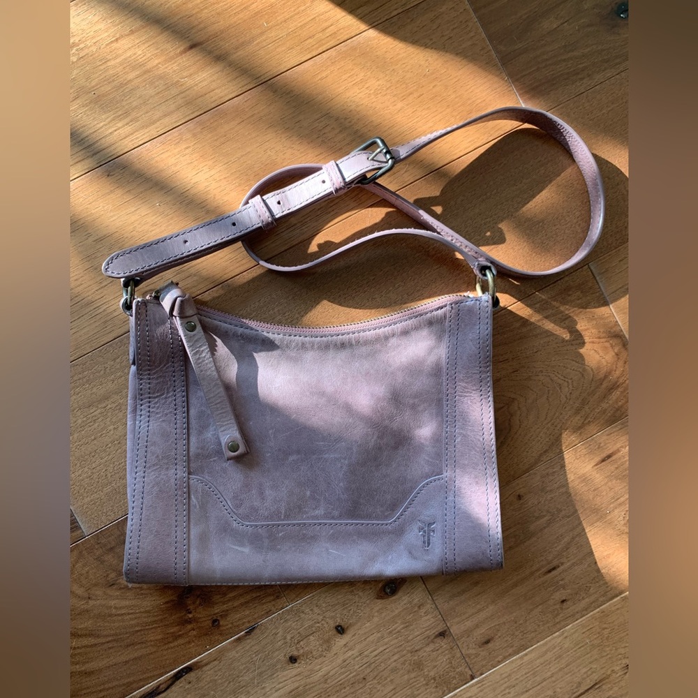 FRYE Melissa Zip Crossbody Handbag. Used only 3 times, in perfect condition.